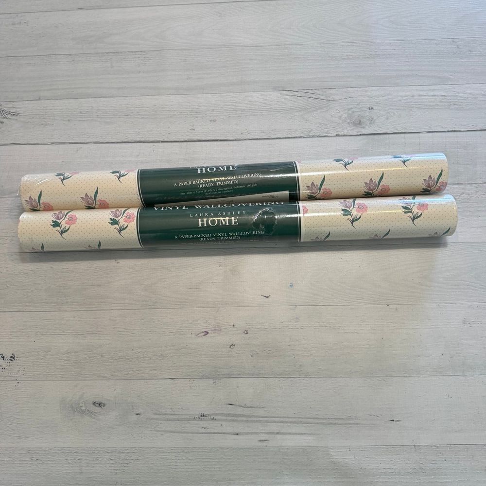 Laura Ashley vintage vinyl wallcovering floral with polka dots 2‎ rolls unopened